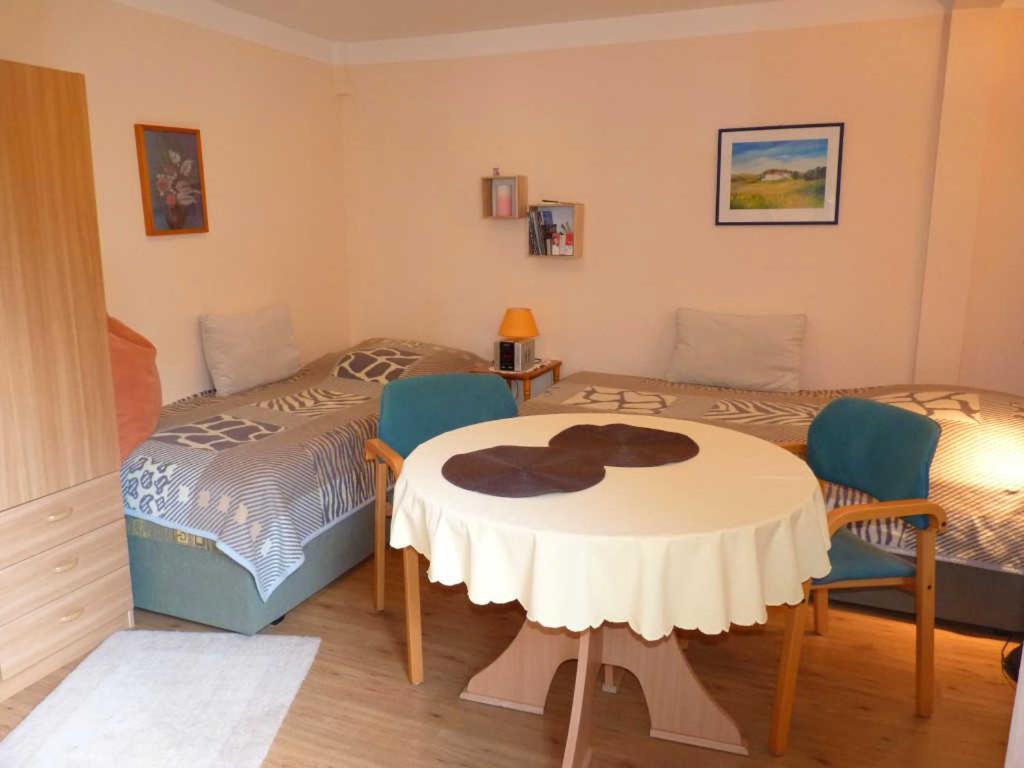 Ferienwohnung "Innenhof" Objekt Id 12134-5 Waren  Esterno foto